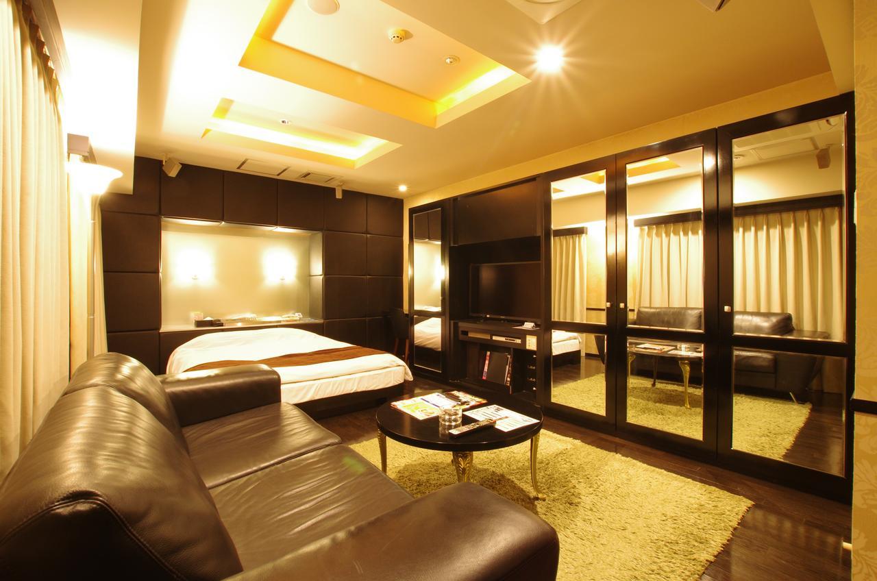 Blue Hotel Octa (Adults Only) Sapporo Esterno foto
