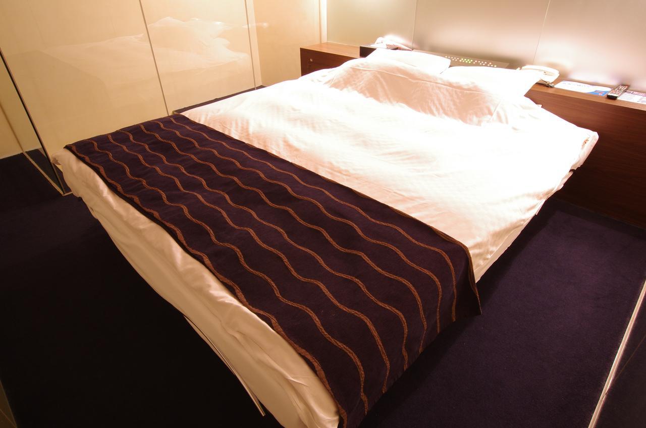 Blue Hotel Octa (Adults Only) Sapporo Esterno foto