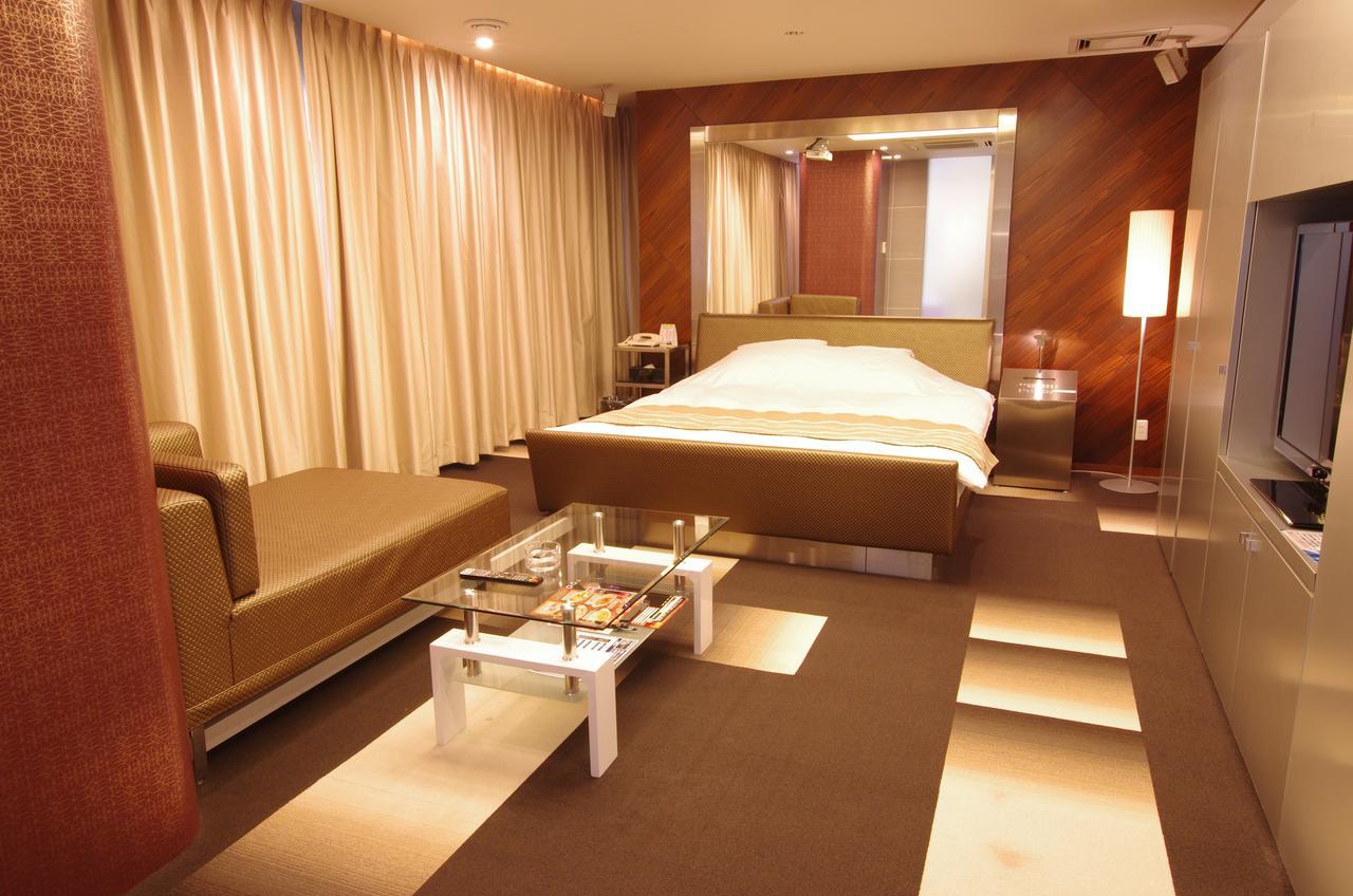 Blue Hotel Octa (Adults Only) Sapporo Esterno foto