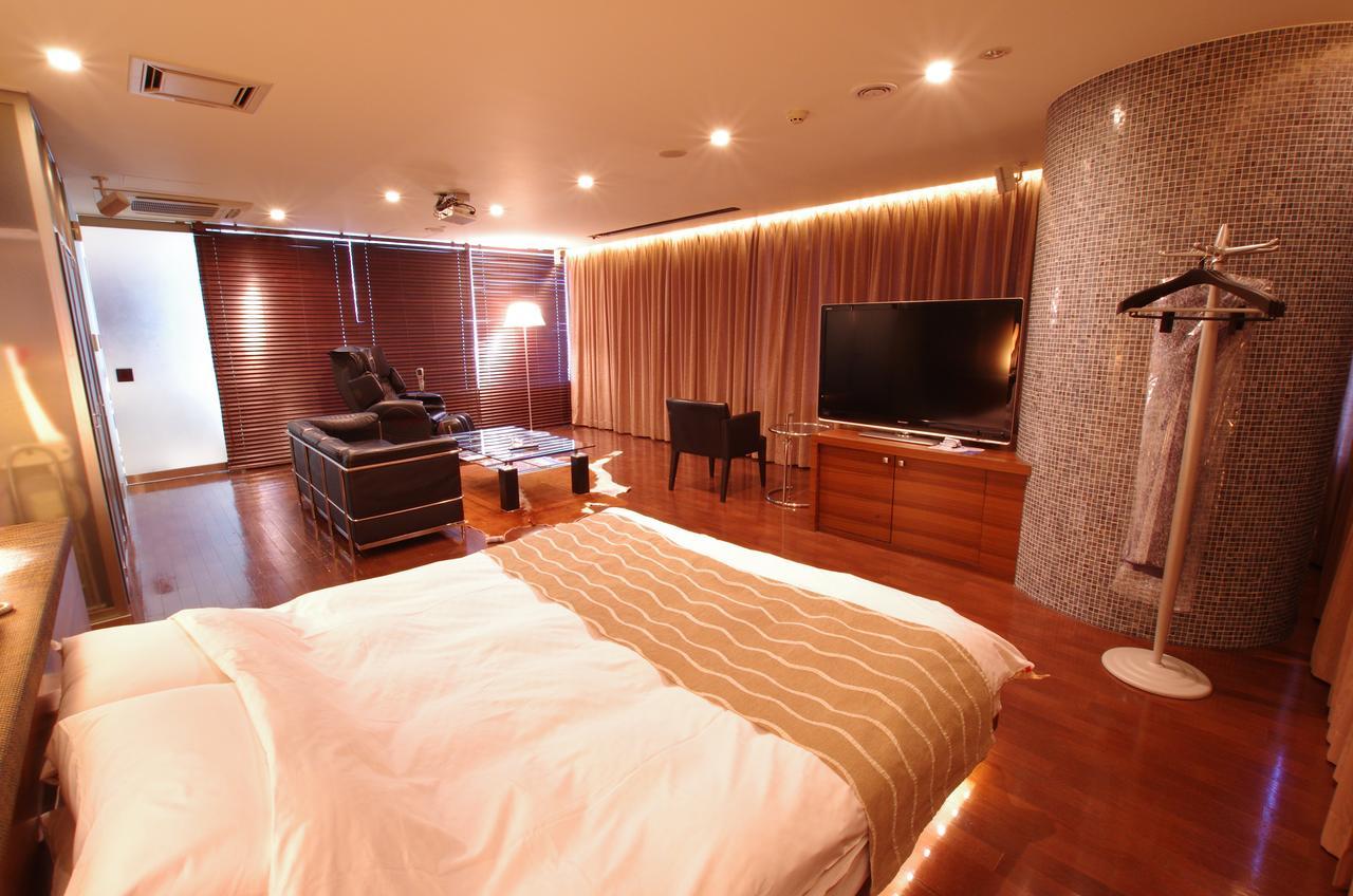 Blue Hotel Octa (Adults Only) Sapporo Esterno foto