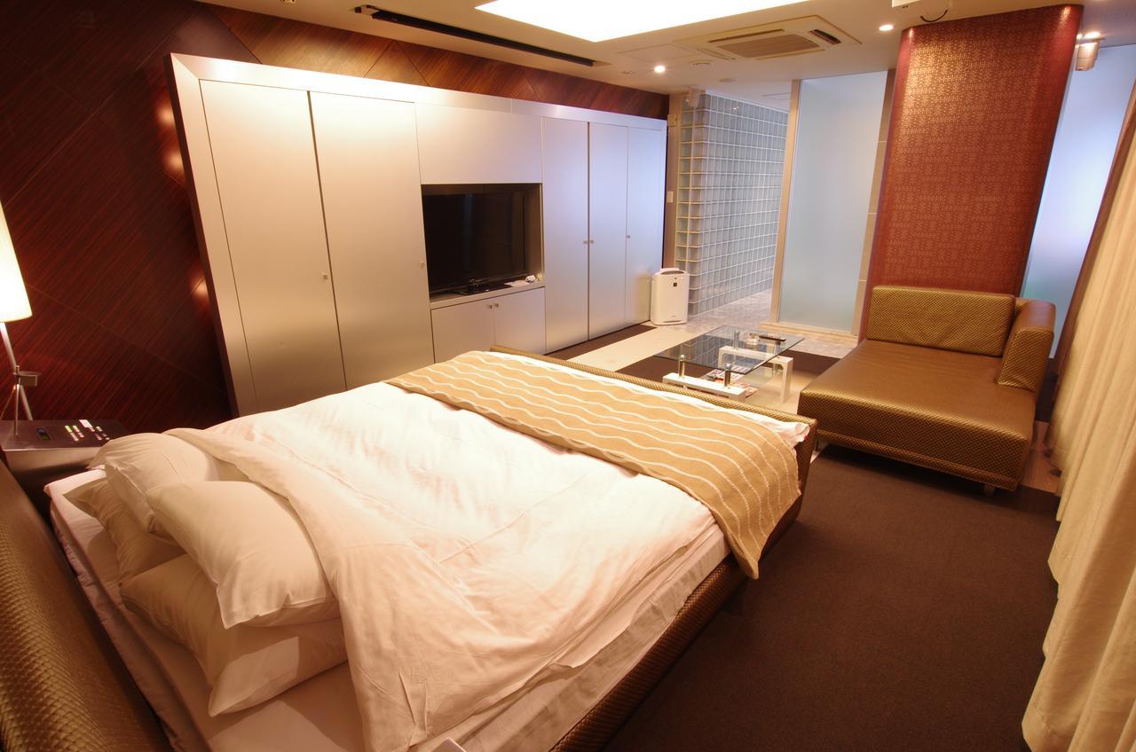 Blue Hotel Octa (Adults Only) Sapporo Esterno foto