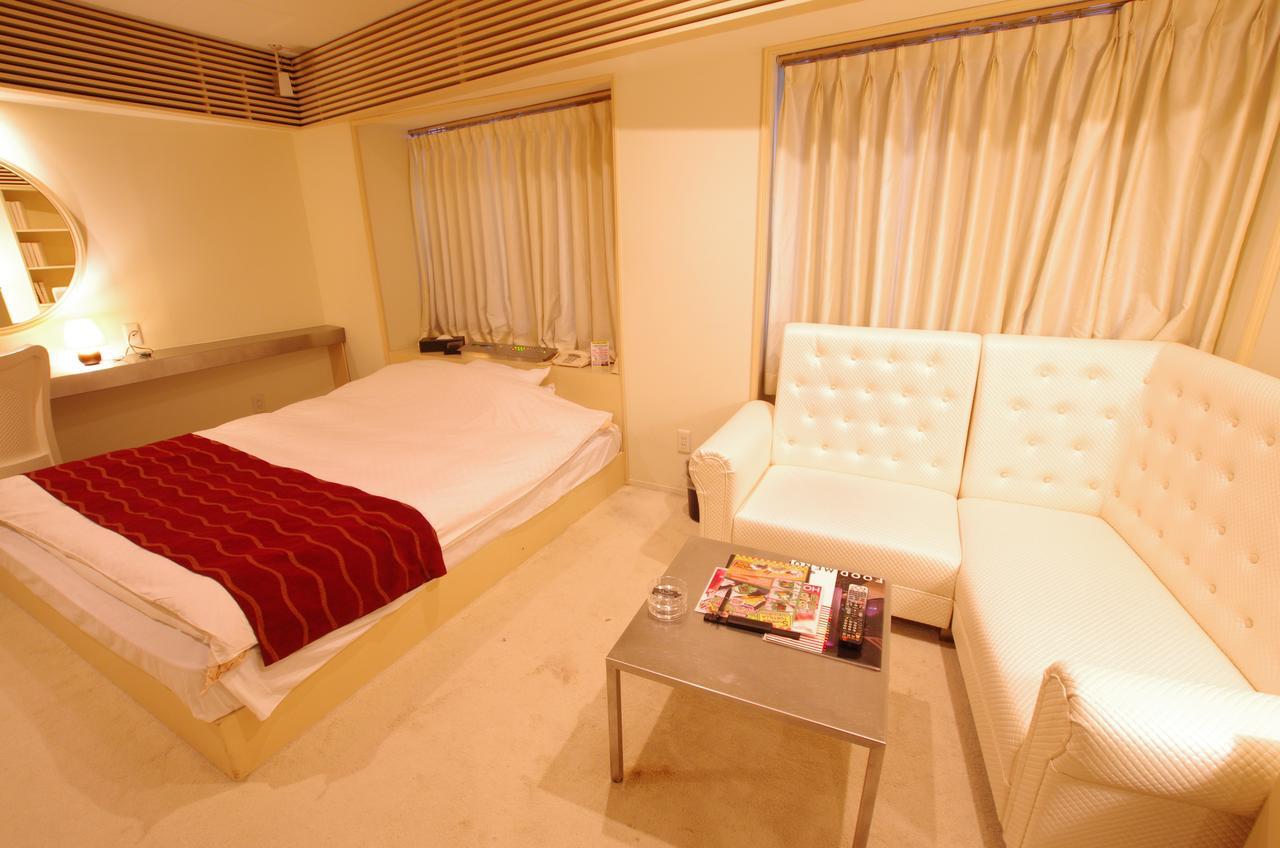 Blue Hotel Octa (Adults Only) Sapporo Esterno foto