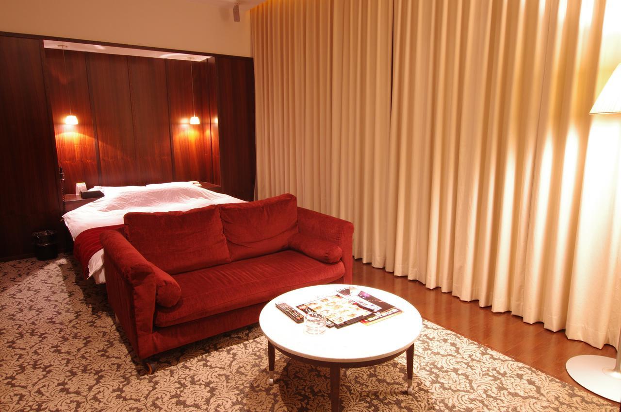 Blue Hotel Octa (Adults Only) Sapporo Esterno foto