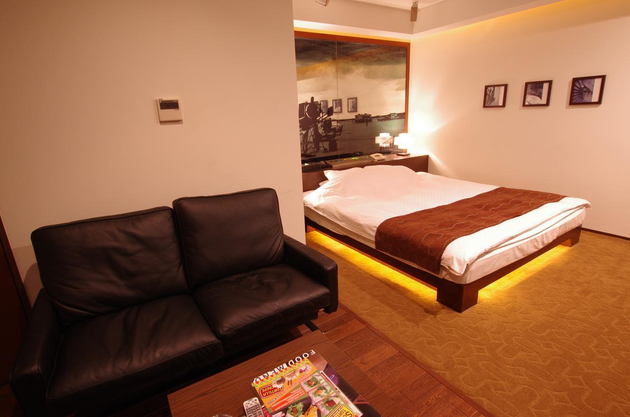 Blue Hotel Octa (Adults Only) Sapporo Esterno foto