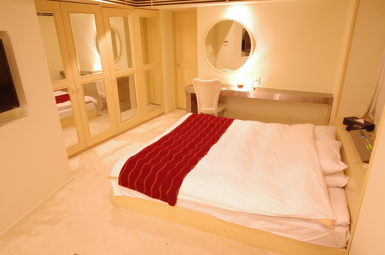 Blue Hotel Octa (Adults Only) Sapporo Esterno foto