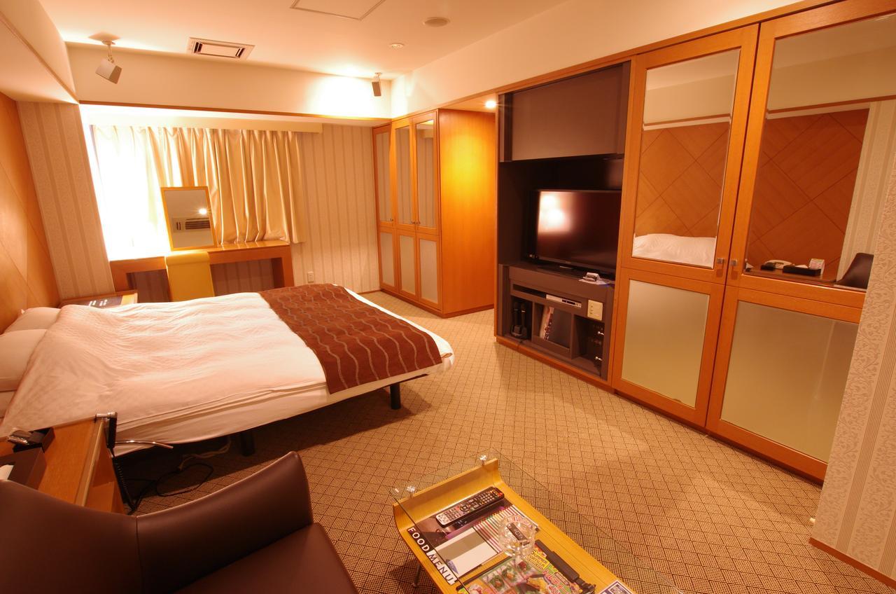Blue Hotel Octa (Adults Only) Sapporo Esterno foto