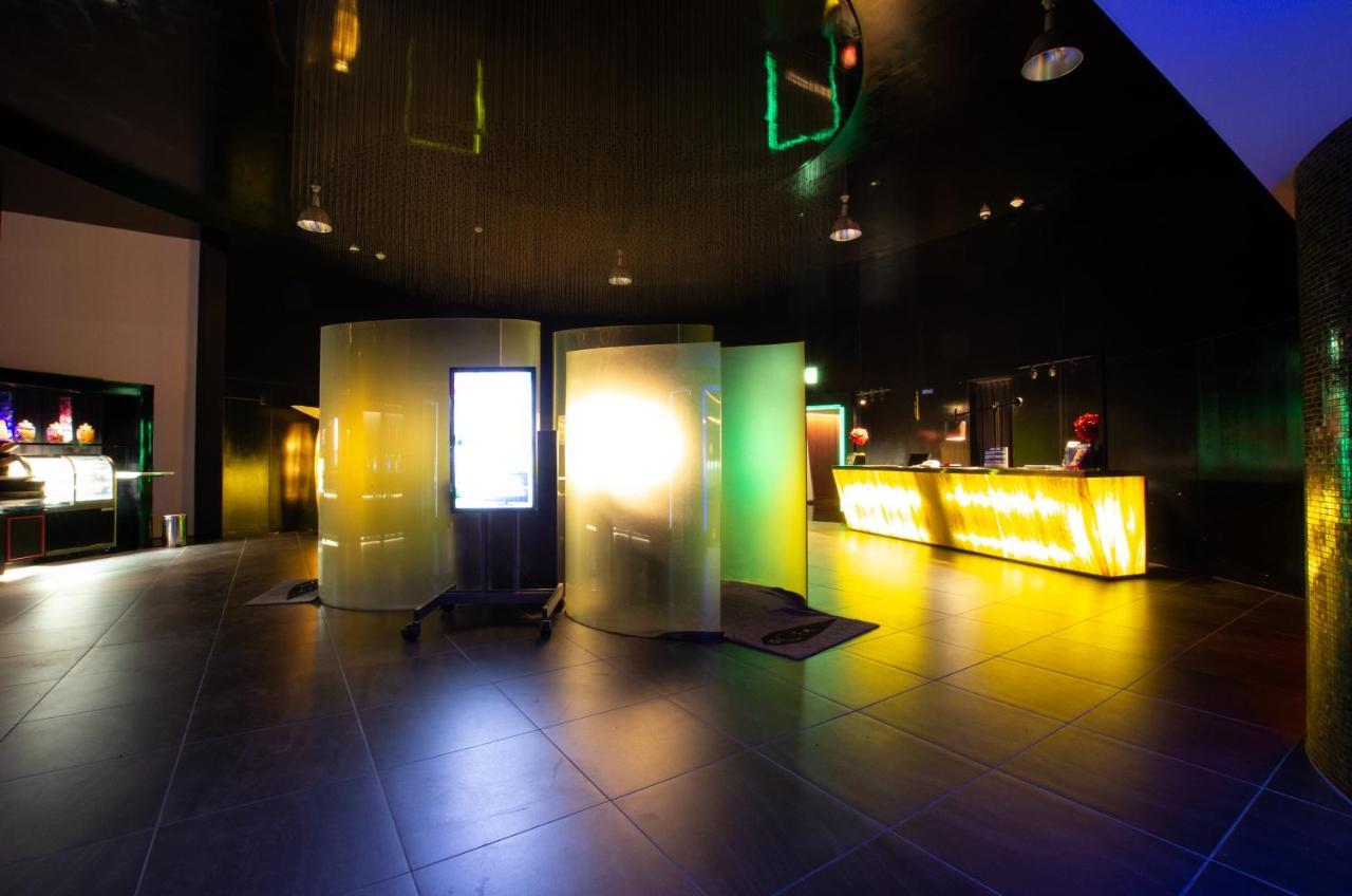 Blue Hotel Octa (Adults Only) Sapporo Esterno foto